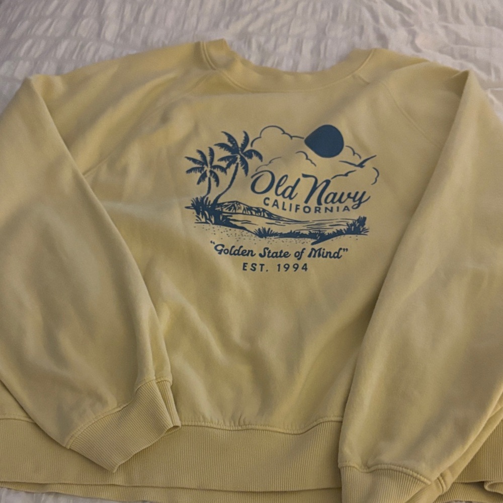 Old Navy California Graphic Yellow Sweatshirt